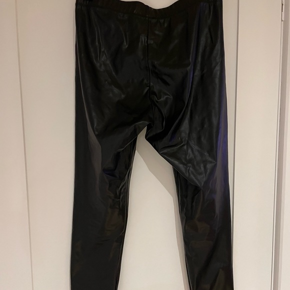 Topshop Faux Leather Leggings!! In great condition!! - Picture 2 of 2